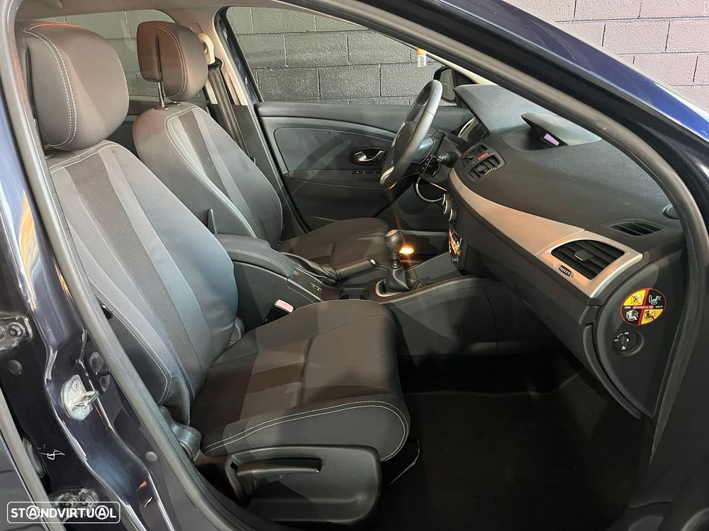 Renault Mégane Sport Tourer 1.5 dCi Dynamique - 11