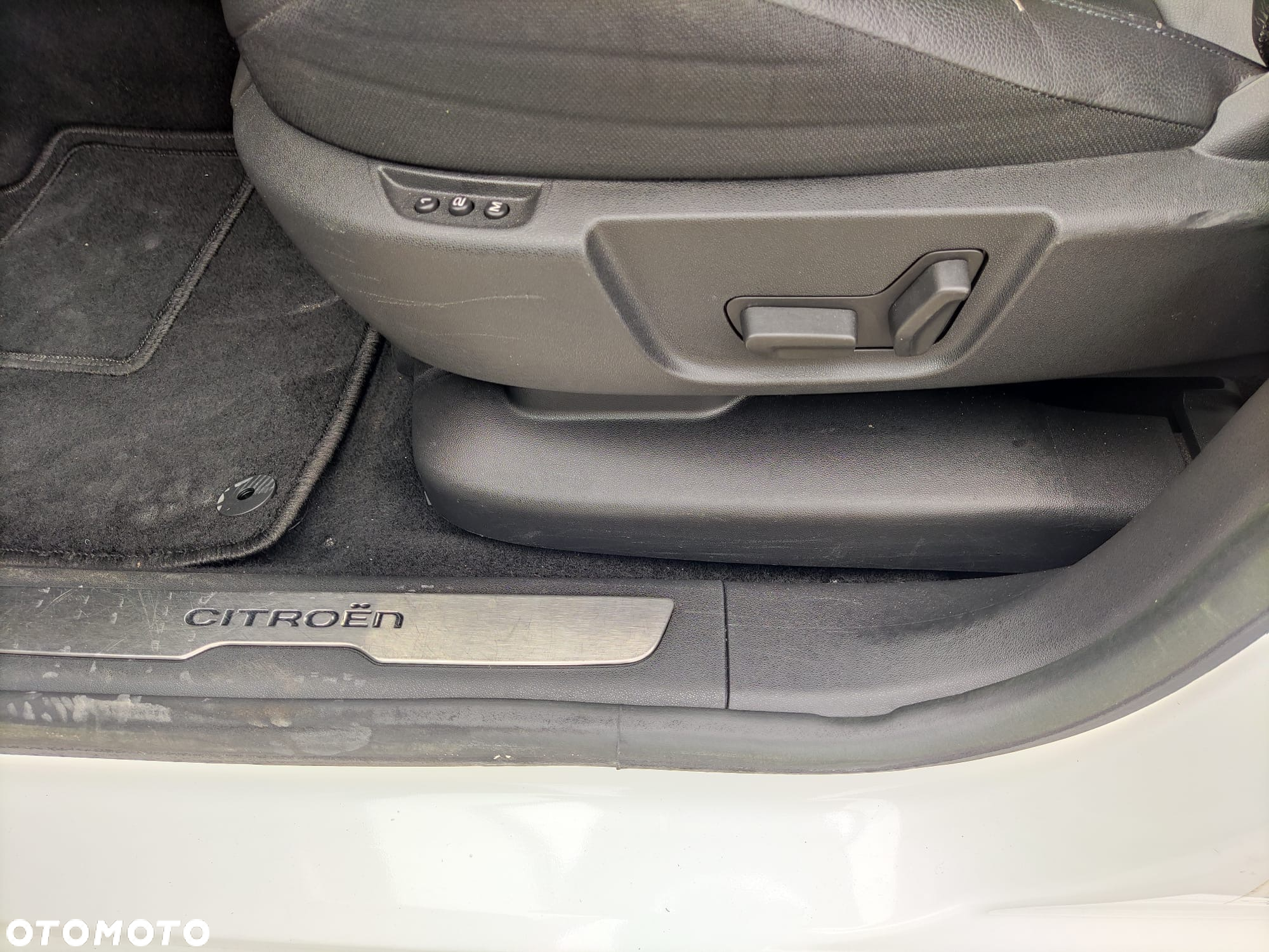Citroën C4 Picasso 1.6 THP Exclusive - 21