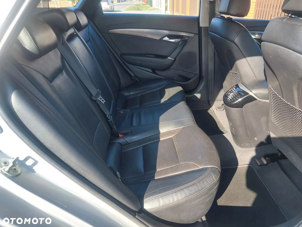 Hyundai i40 Kombi 1.7 CRDi Premium - 26