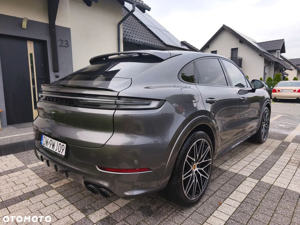 Porsche Cayenne - 6