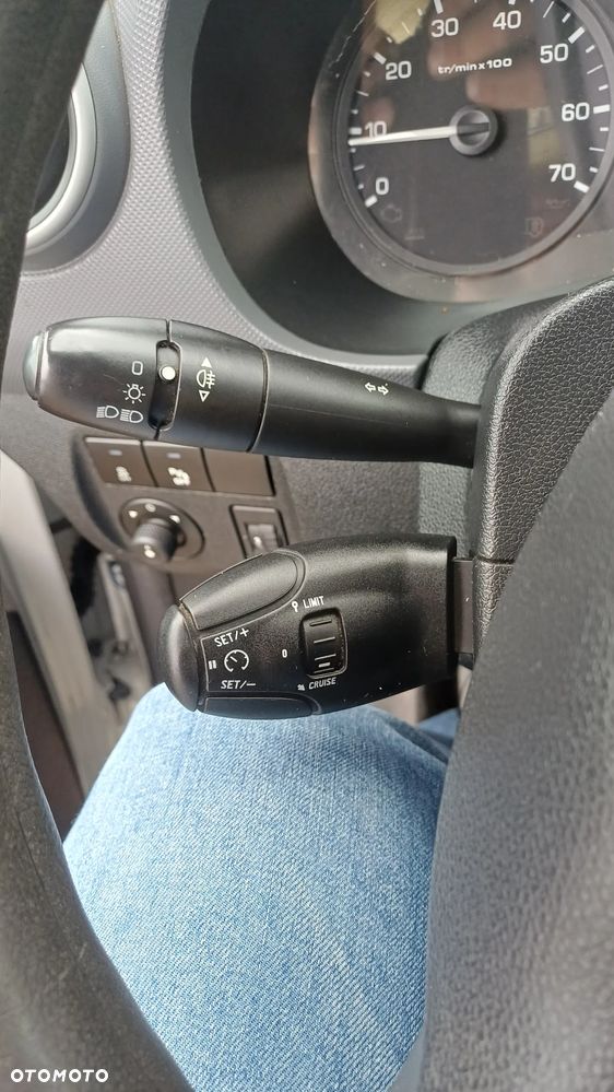 Citroën BERLINGO - 8