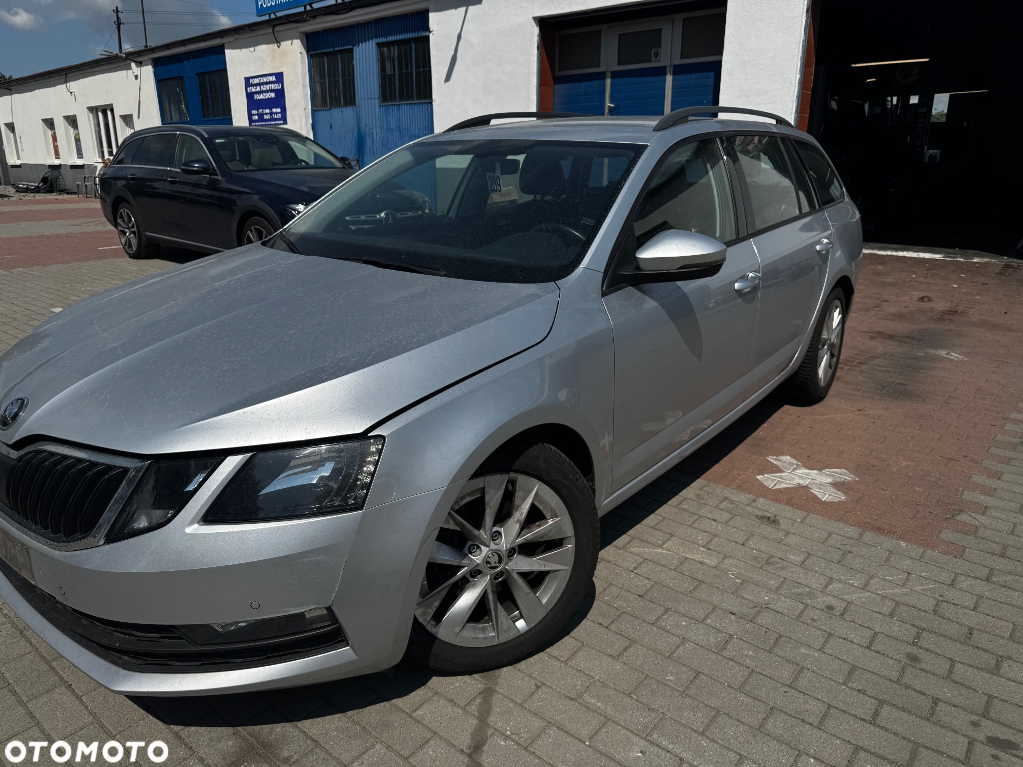 Skoda Octavia 2.0 TDI 4x4 Clever DSG - 2
