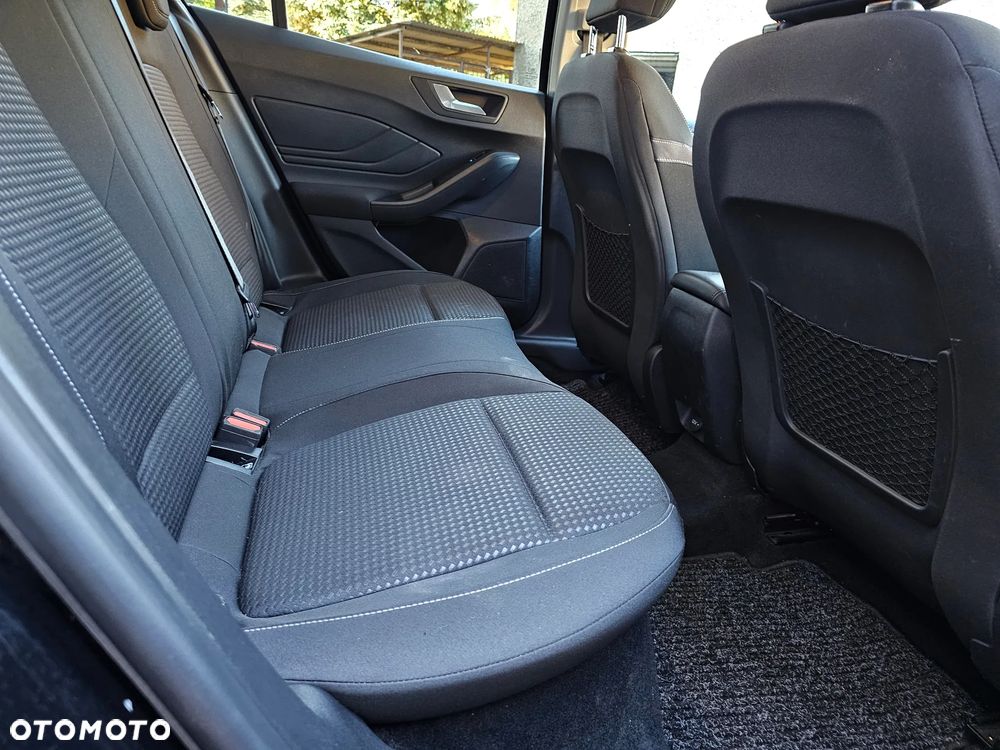 Ford Focus 1.5 EcoBlue Start-Stopp-System COOL&CONNECT - 15