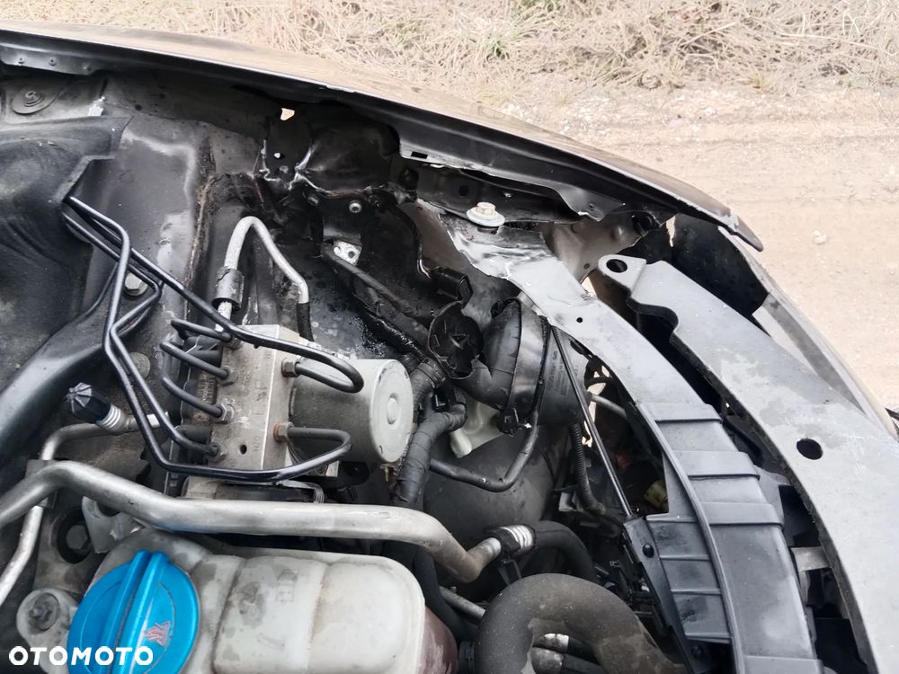 Audi Q5 3.2 FSI Quattro S tronic - 19