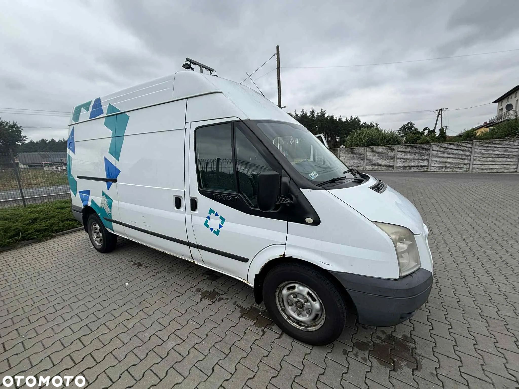 Ford Transit - 1