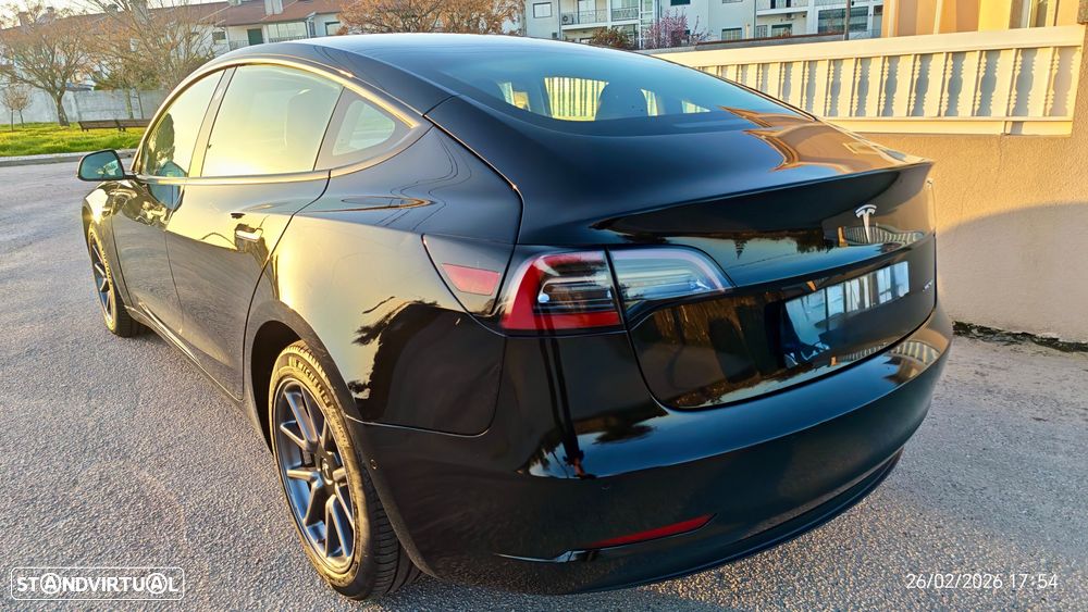 Tesla Model 3 Long-Range Dual Motor AWD - 23