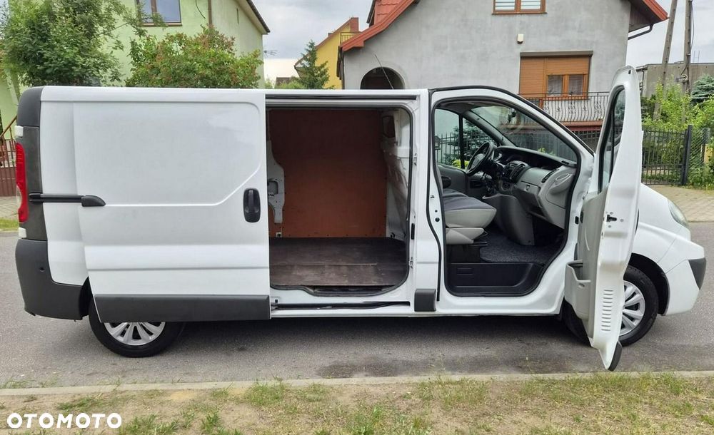 Renault Trafic - 14