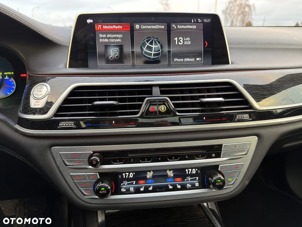 BMW Seria 7 - 35