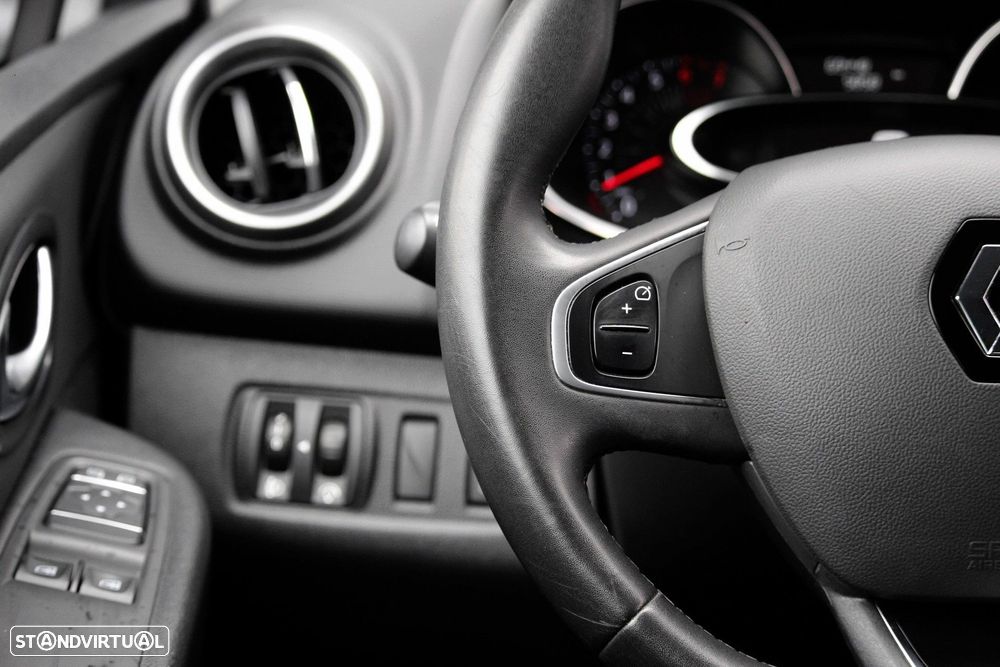 Renault Clio 0.9 TCe Limited - 22
