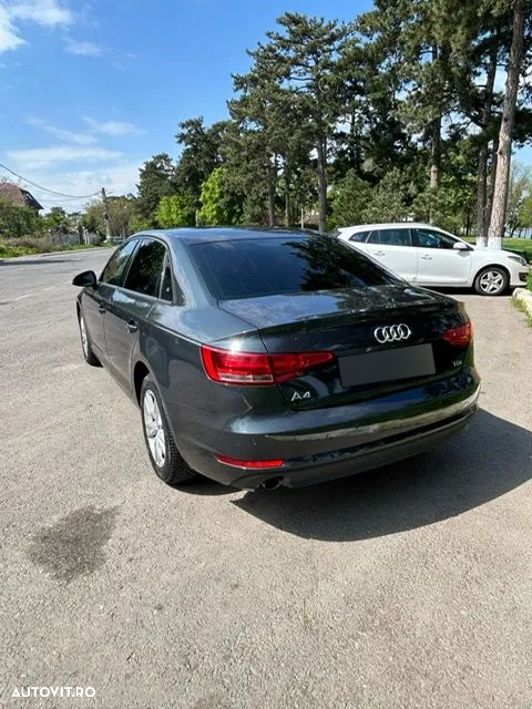 Audi A4 2.0 TDI S tronic Design - 5