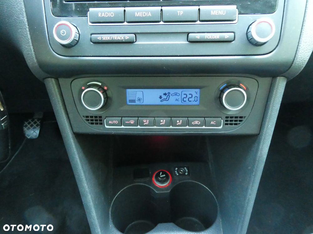 Volkswagen Polo 1.4 Comfortline - 22