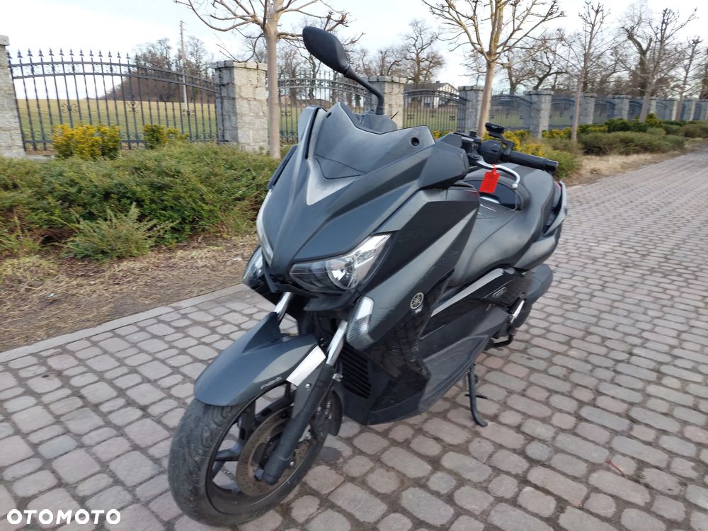 Yamaha X-max - 1