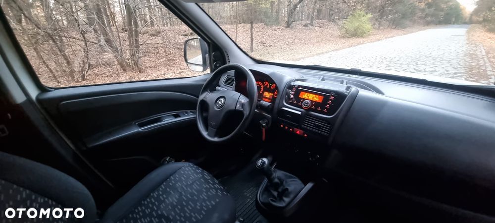Opel Combo - 14