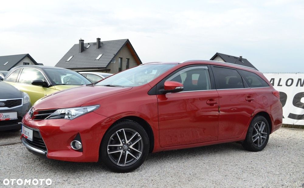 Toyota Auris 1.33 VVT-i Terra - 14