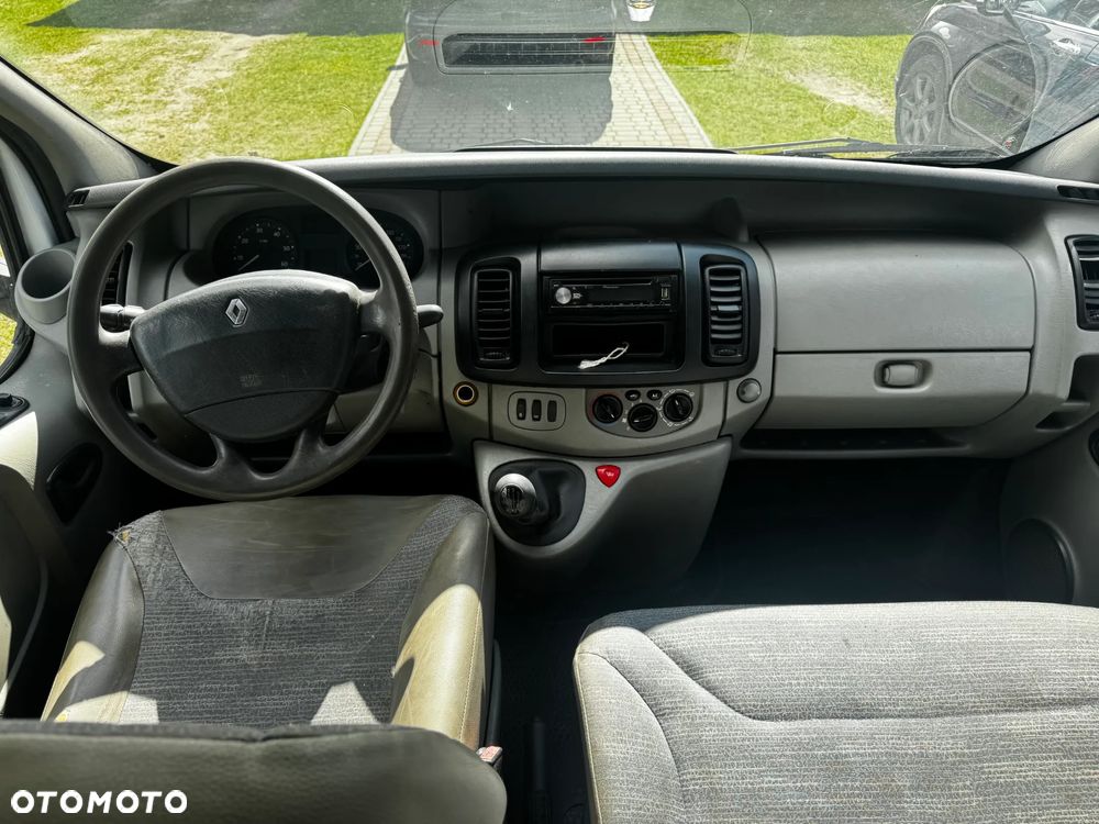Renault Trafic - 8