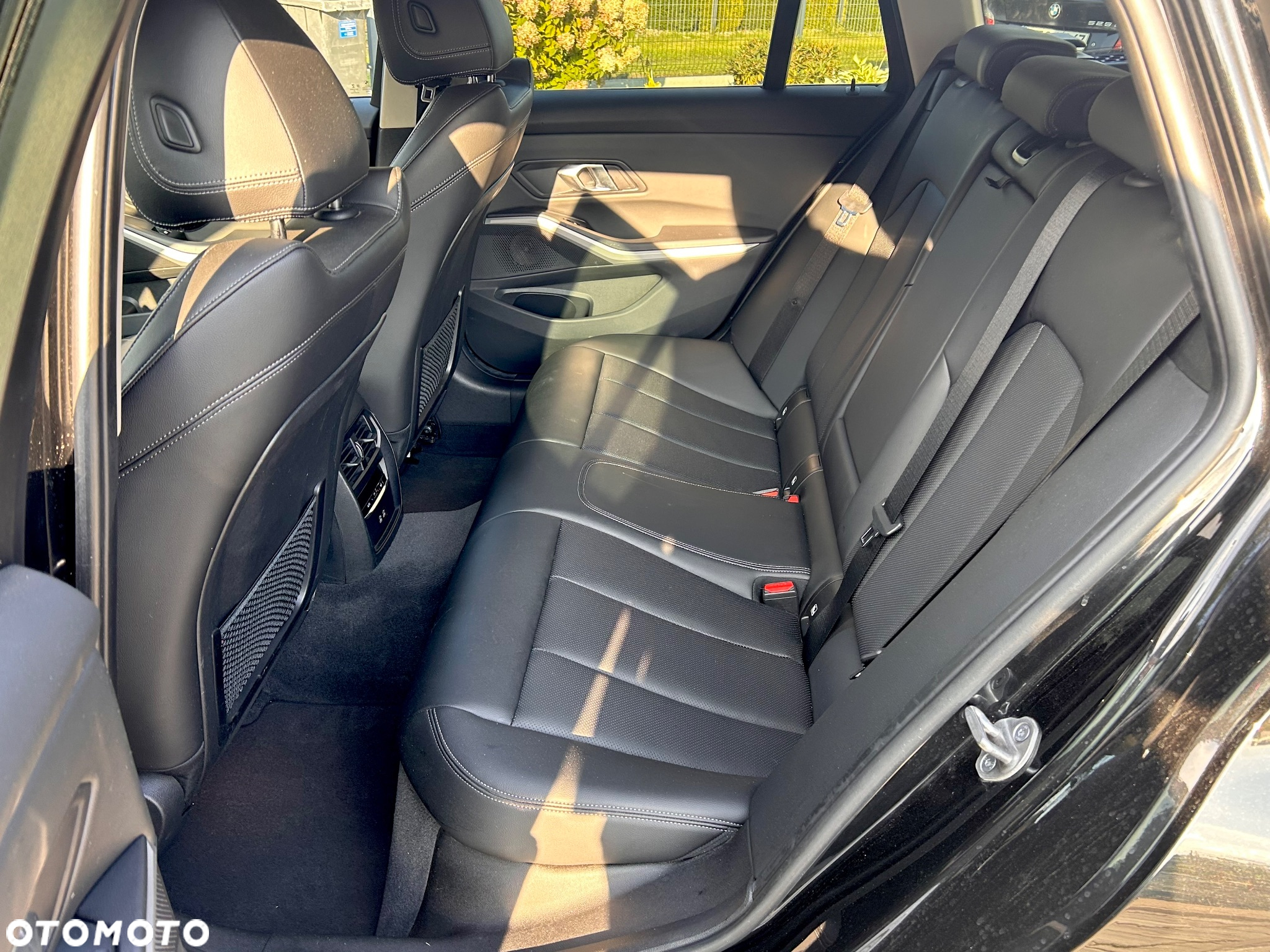 BMW Seria 3 318d Sport Line - 14