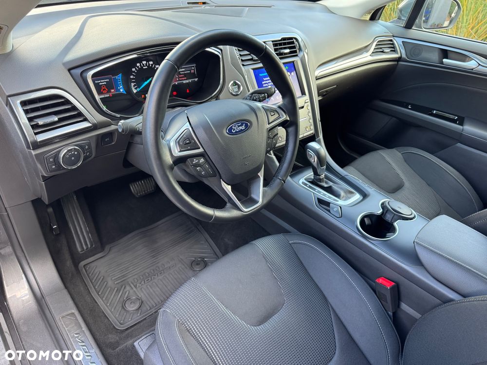 Ford Mondeo 2.0 Hybrid Titanium - 10