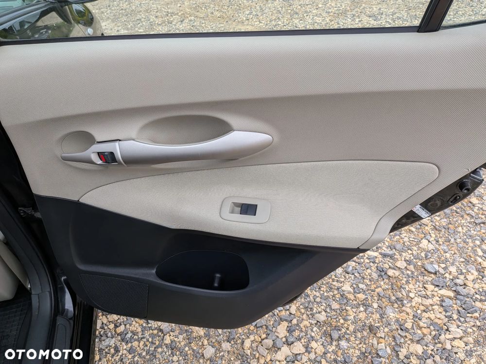 Toyota Auris 1.6 VVT-i Prestige - 28
