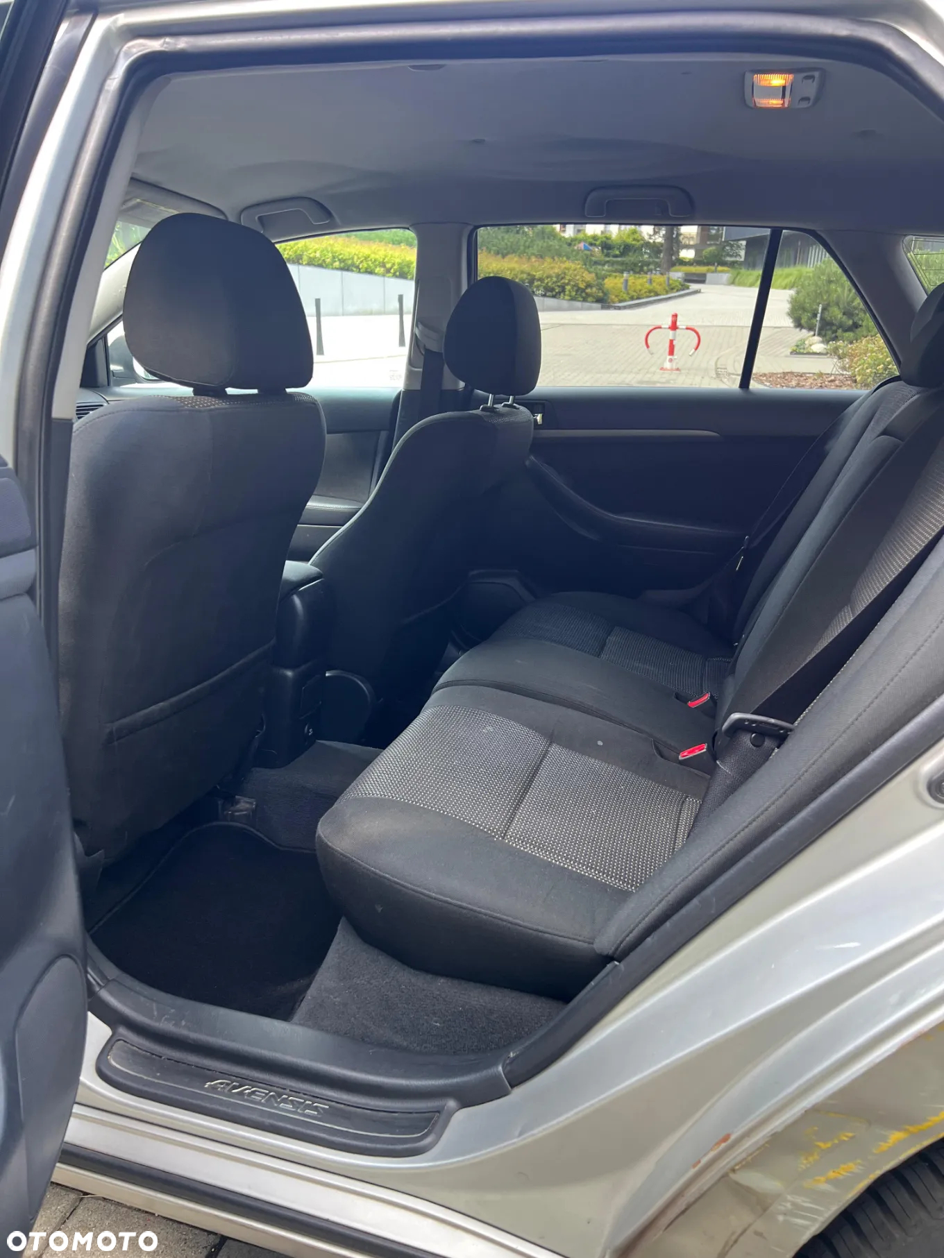 Toyota Avensis 2.0 VVT-i Combi Automatik Sol - 15