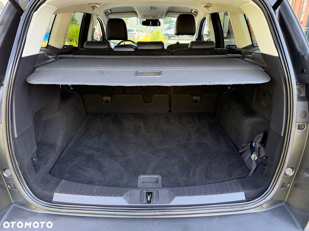 Ford Kuga 1.5 EcoBoost 2x4 Titanium - 27