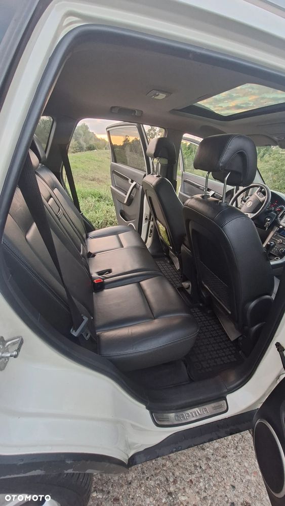 Chevrolet Captiva 2.2 d LT+ - 21
