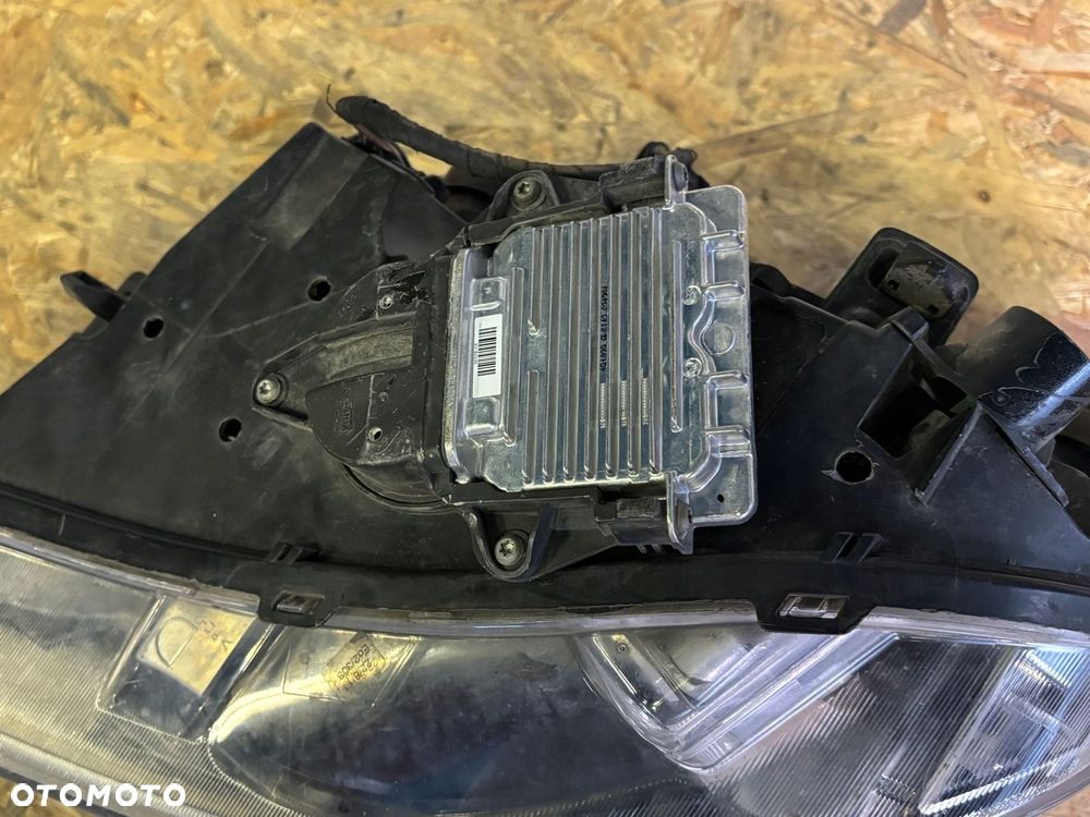 VOLVO S60 V60 PRAWA LAMPA 31299991 XENON PRAWY - 12