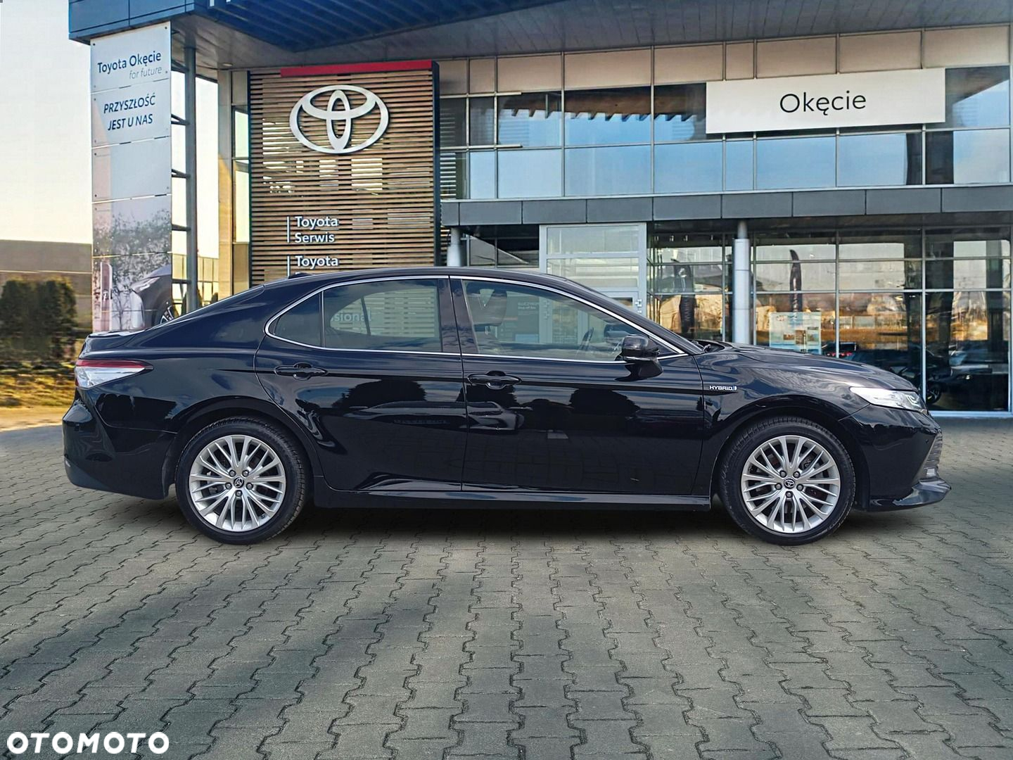Toyota Camry 2.5 Hybrid Executive CVT - 4