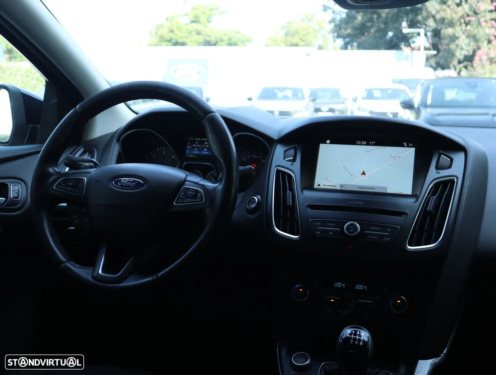 Ford Focus 1.5 TDCi Titanium - 32