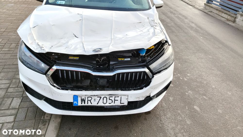 Skoda Fabia 1.0 TSI Active - 5