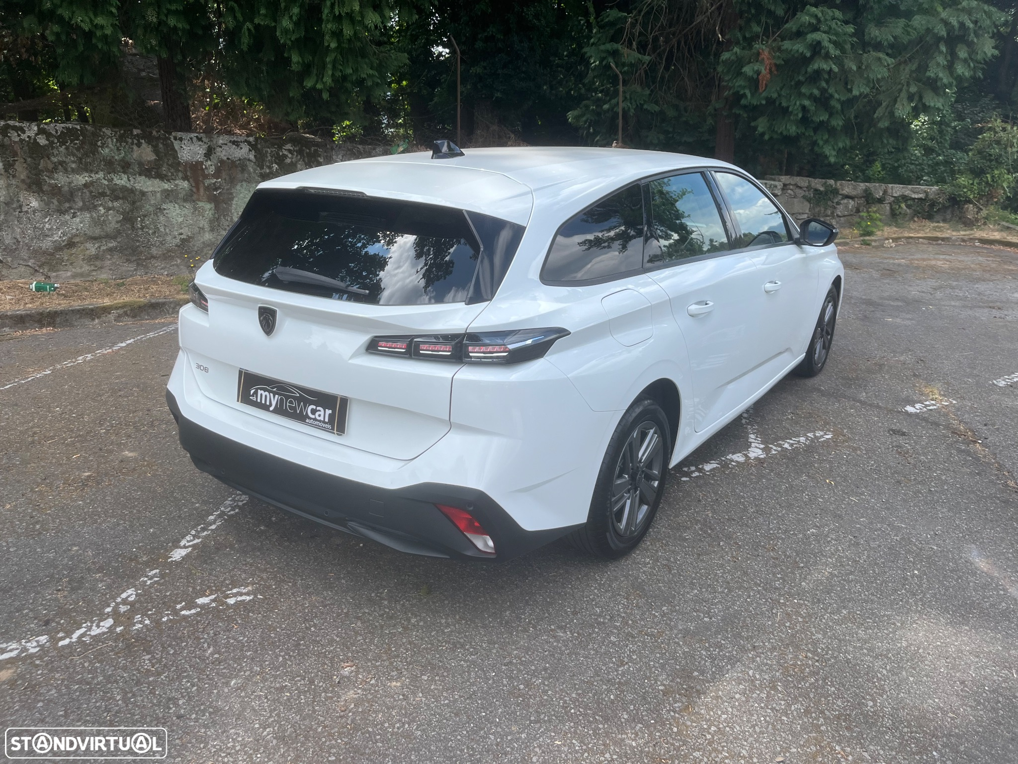 Peugeot 308 SW 1.2 PureTech Active J17 - 11