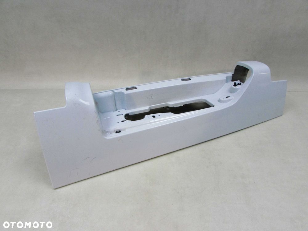 RENAULT TRAFIC III VIVARO II TALENTO 14-21 RAMKA OSLONA LAMPY TYL PRAWA 265A19592 93450971 - 1