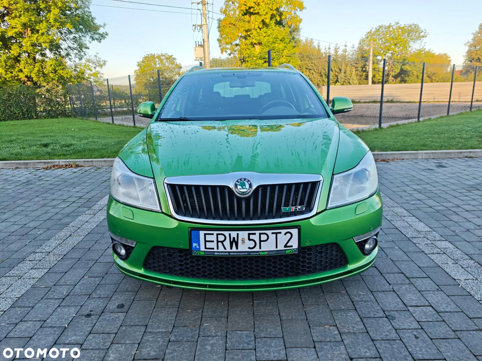 Skoda Octavia Combi 2.0 TDI CR DPF RS - 2