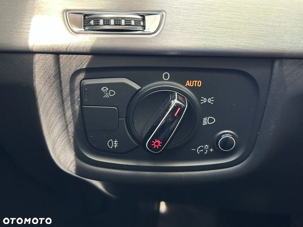 Audi A8 - 38