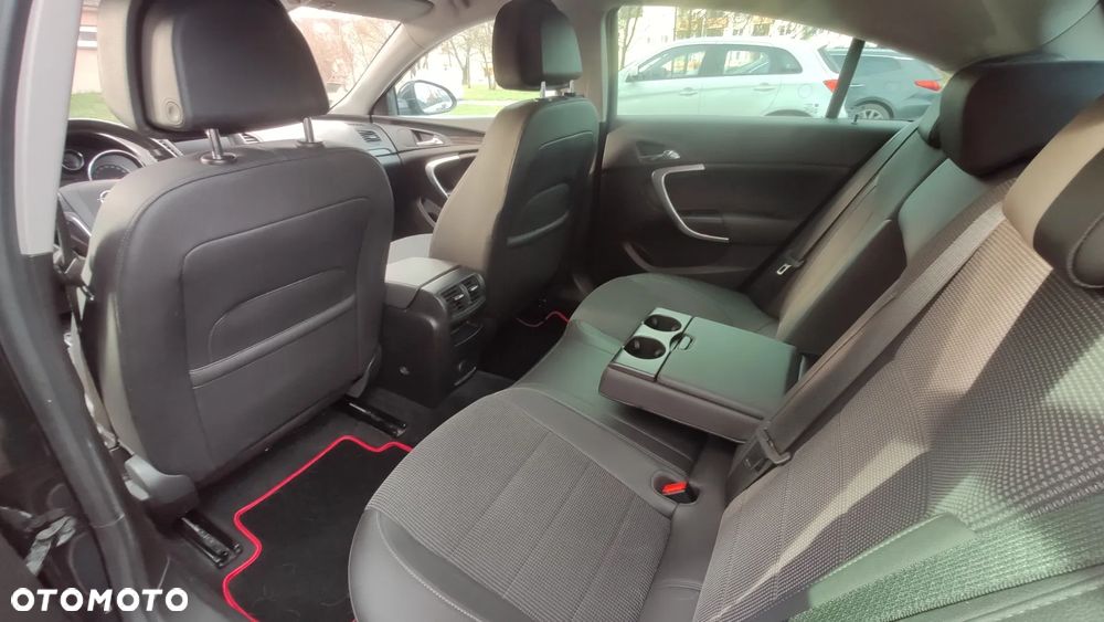 Opel Insignia 2.0 T Cosmo - 11