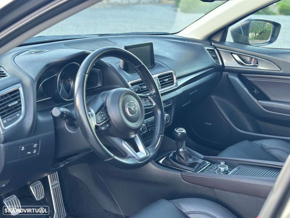 Mazda 3 Hatchback 1.5 Sky-D Excellence Pack Leather - 15