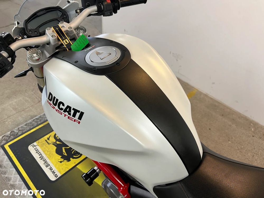 Ducati Monster - 28