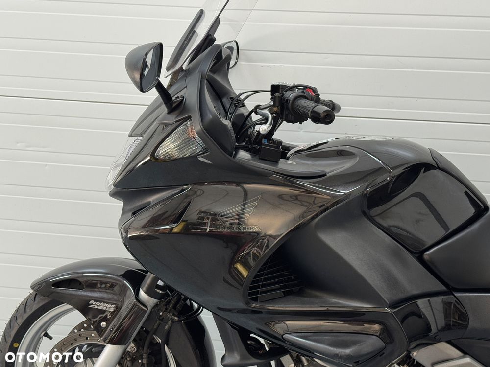Honda NTV - 22