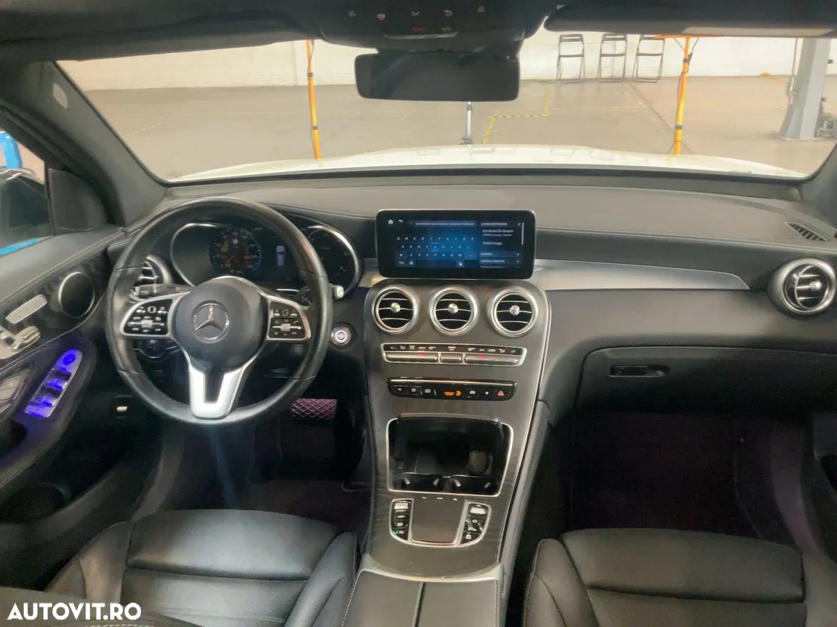 Mercedes-Benz GLC 300 d 4MATIC - 15