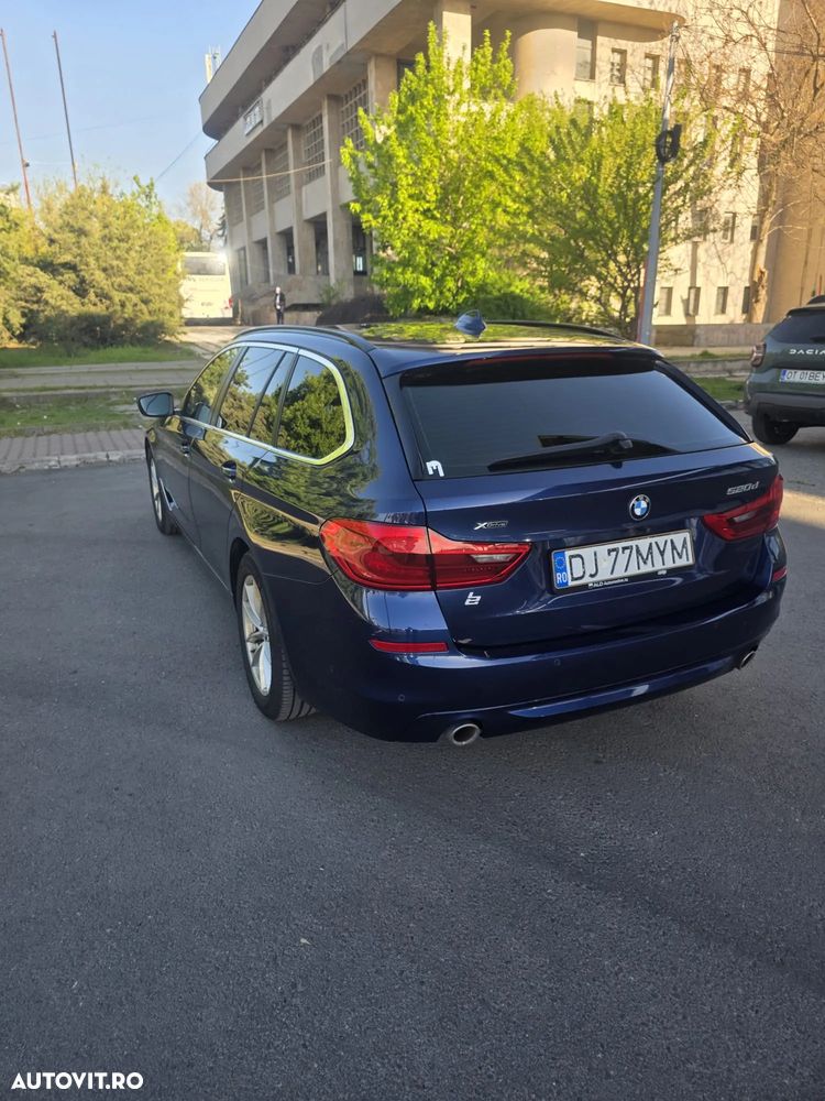 BMW Seria 5 520d xDrive AT - 5