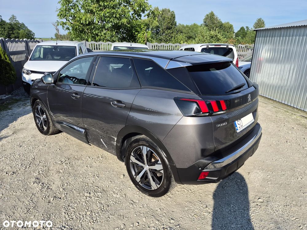 Peugeot 3008 1.2 PureTech Allure S&S EAT8 - 5