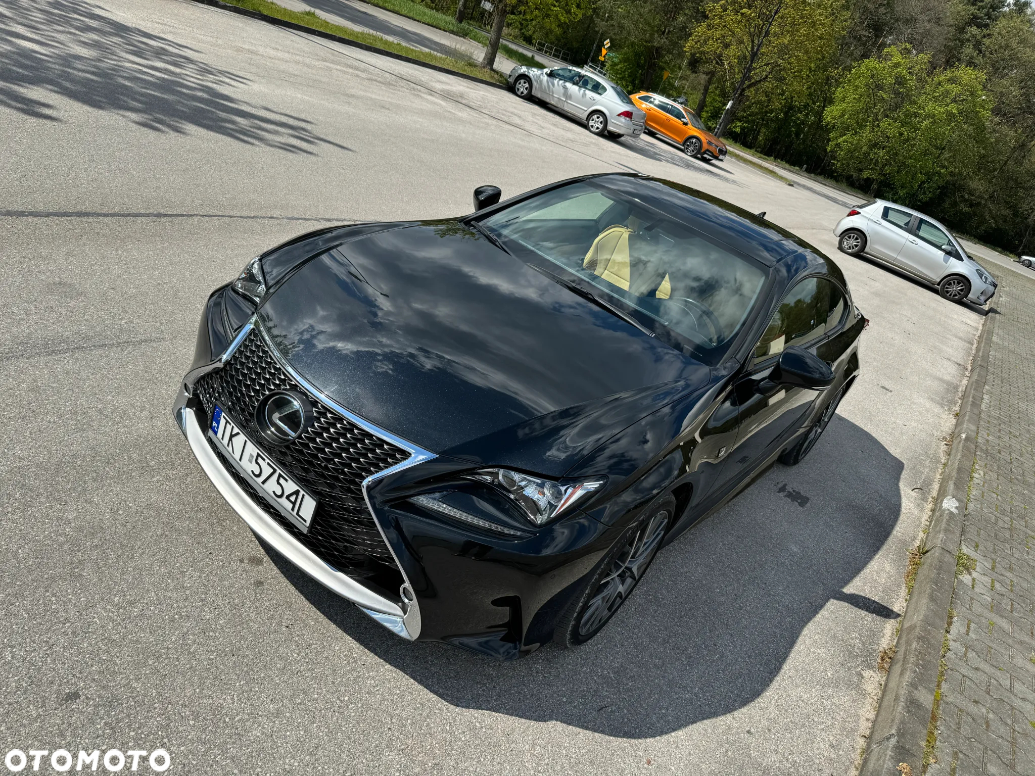 Lexus RC - 3