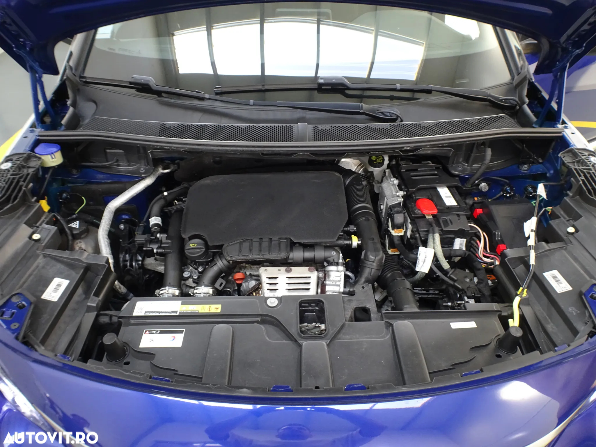 Peugeot 3008 1.2 PureTech Turbo S&S GT-Line - 31