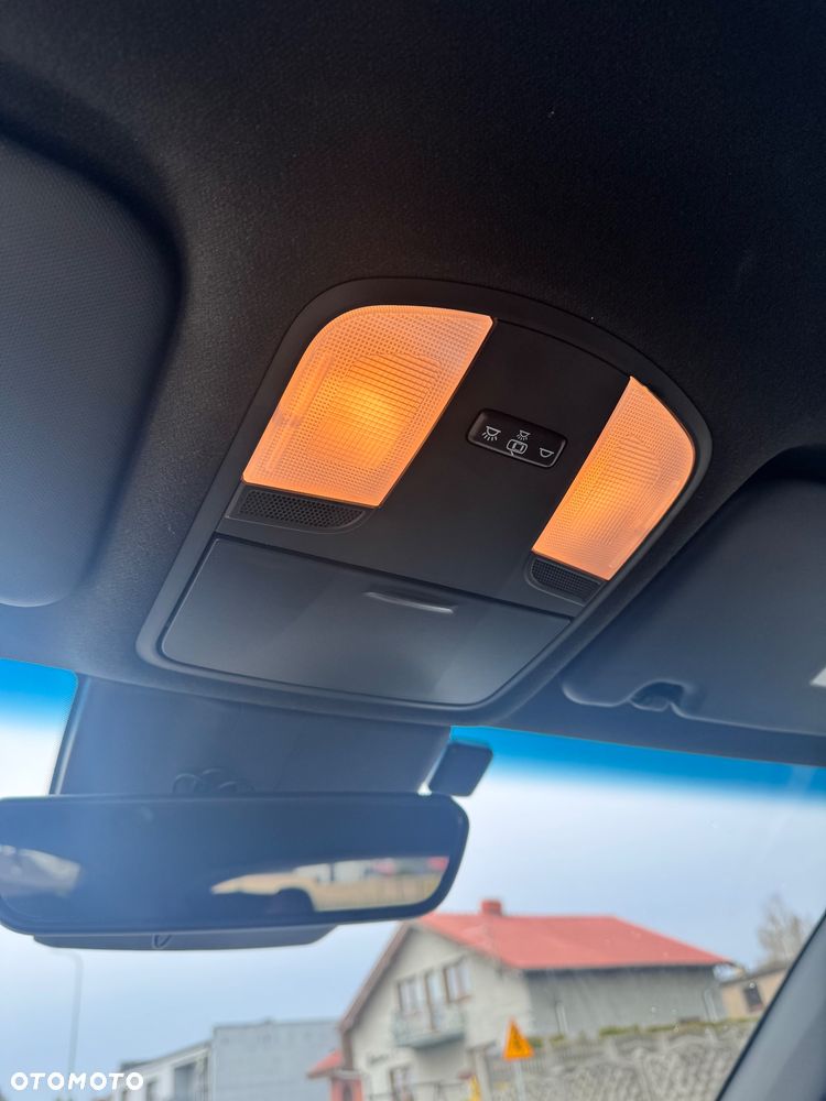 Hyundai Kona - 18
