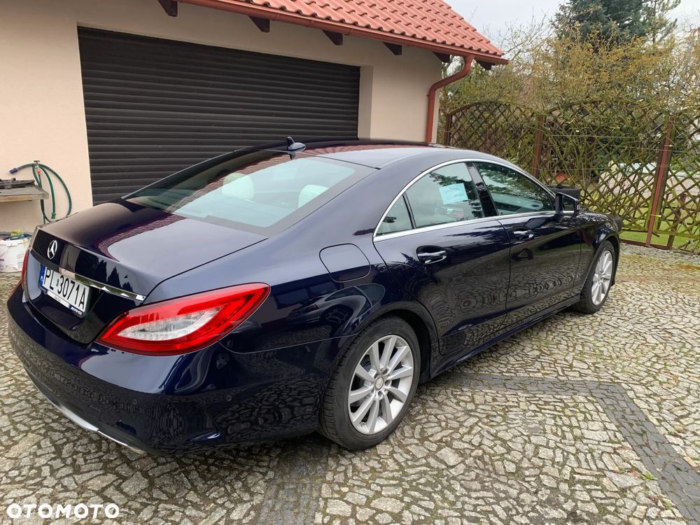 Mercedes-Benz CLS - 6