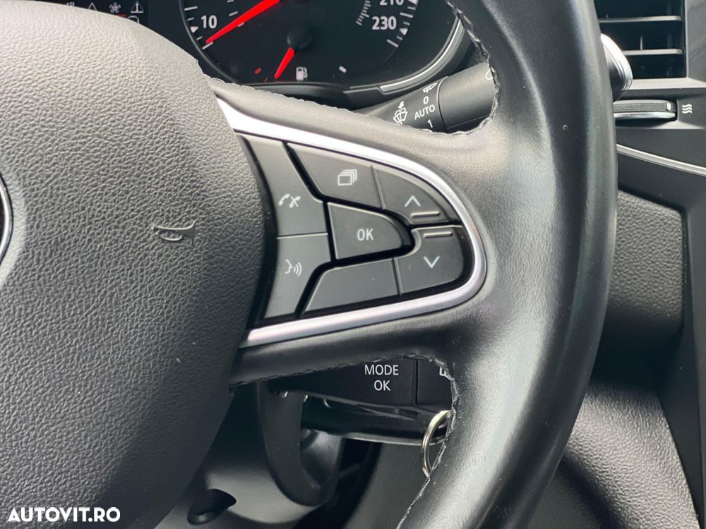 Renault Megane TCe 140 EDC GPF Zen - 18