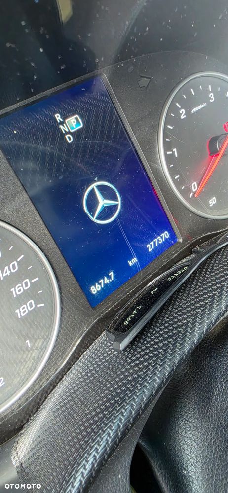 Mercedes-Benz Sprinter - 8