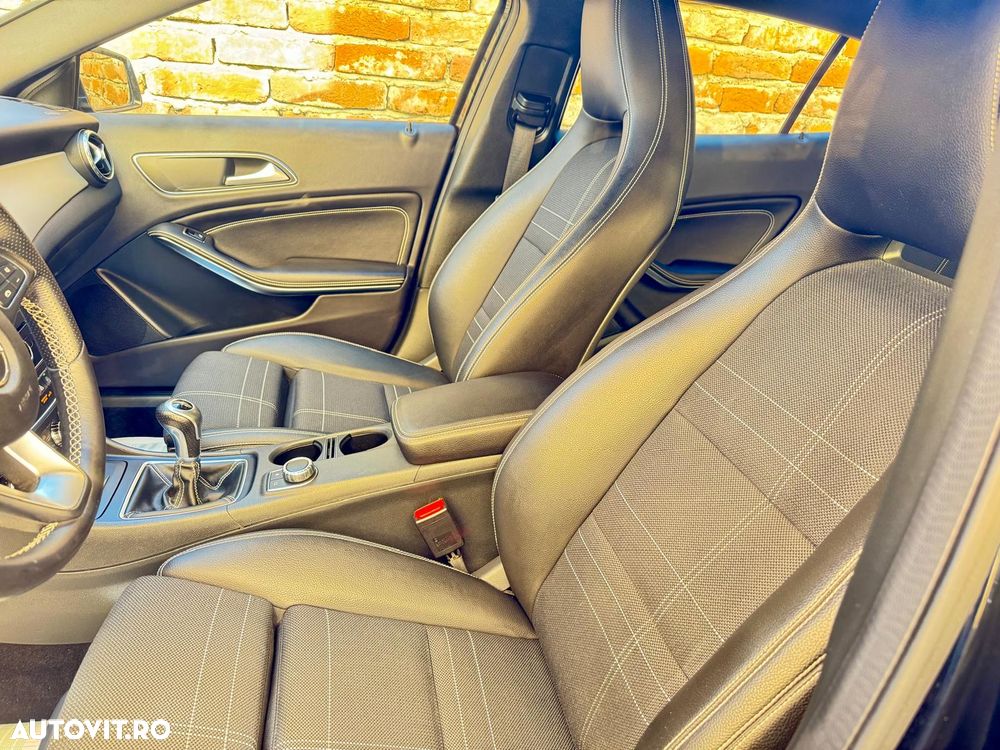 Mercedes-Benz GLA 180 - 20