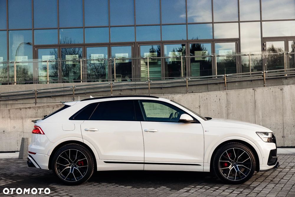 Audi Q8 - 4