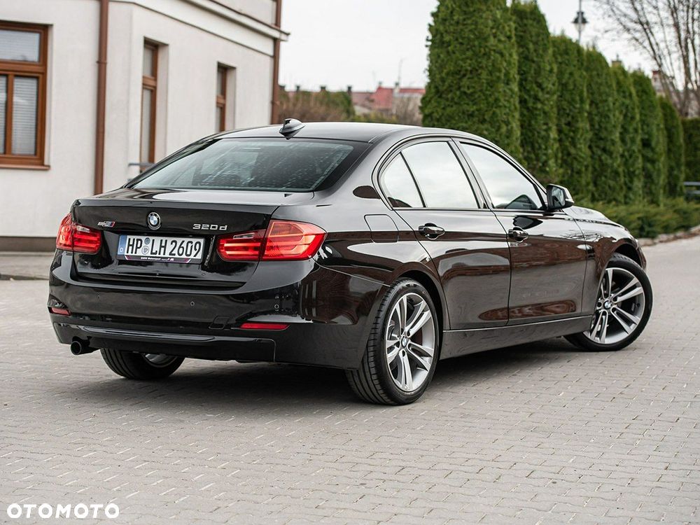 BMW Seria 3 320d Sport Line - 16