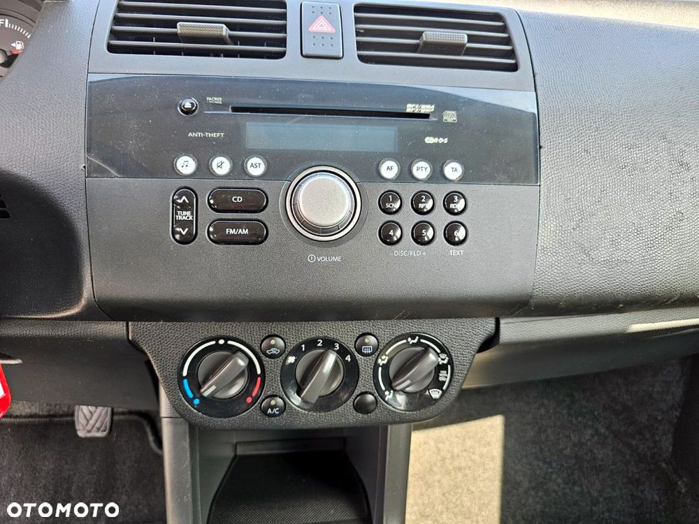 Suzuki Swift 1.3 Comfort - 20